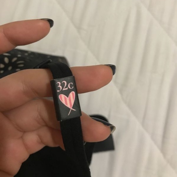 Victoria’s Secret Bra - Picture 4 of 4